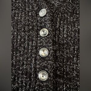 Jones New York Signature Black/Silver Top with 3/4 Sleeves in XL